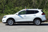 Used 2017 Nissan Rogue SV image 4