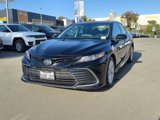 Used 2021 Toyota Camry LE image 3