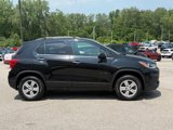 Used 2020 Chevrolet Trax LT w/ LT Convenience Package image 3