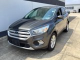 Used 2019 Ford Escape SE image 2
