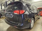 Used 2017 Chrysler Pacifica LX image 5