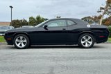 Used 2016 Dodge Challenger SXT image 2