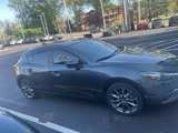 Used 2018 MAZDA MAZDA3 Grand Touring image 2