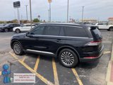 Used 2023 Lincoln Aviator AWD w/ Premium Package image 3