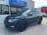 Used 2018 Nissan Rogue SV w/ Premium Package image 2