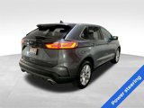 Used 2022 Ford Edge Titanium image 4