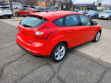 Used 2012 Ford Focus SE w/ SE Sport Pkg image 5