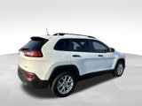 Used 2017 Jeep Cherokee Sport image 5