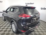 Used 2020 Nissan Rogue SV image 4