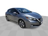 Used 2018 Nissan Leaf SV image 2