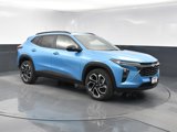 New 2025 Chevrolet Trax RS w/ Sunroof Package image 2