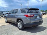 Used 2020 Chevrolet Traverse LS image 2