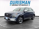 Used 2021 Hyundai Venue image 2