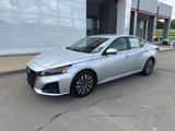 Used 2023 Nissan Altima 2.5 SV image 2