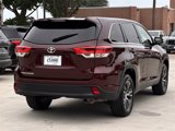Used 2019 Toyota Highlander LE image 4