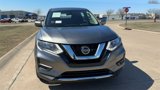 Used 2018 Nissan Rogue S image 3