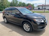 Used 2018 Nissan Rogue SV image 3