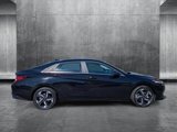 Used 2023 Hyundai Elantra Limited image 4
