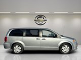 Used 2020 Dodge Grand Caravan SE w/ UConnect Hands-Free Group image 3