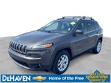 Used 2017 Jeep Cherokee Latitude w/ Comfort/Convenience Group image 4