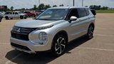 Used 2024 Mitsubishi Outlander SE image 4