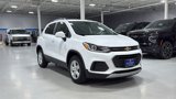 Used 2022 Chevrolet Trax LT w/ LT Convenience Package image 2