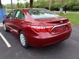 Used 2016 Toyota Camry LE image 5
