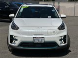 Used 2022 Kia Niro EX Premium image 2