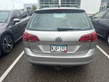 Used 2015 Volkswagen Golf TDI SE image 3