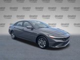 Used 2024 Hyundai Elantra SEL image 2