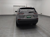 Used 2019 Jeep Cherokee Latitude w/ Popular Appearance Group image 6