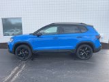 New 2025 Volkswagen Taos SE image 2