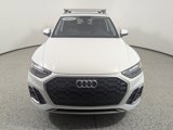 Certified 2022 Audi Q5 2.0T Premium w/ Convenience Package image 2