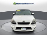 Used 2013 Kia Soul ! w/ Premium Pkg image 2
