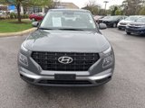 Used 2024 Hyundai Venue SE image 2