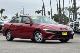 Certified 2025 Hyundai Elantra SE image 2