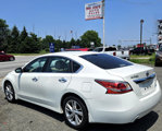 Used 2014 Nissan Altima 2.5 SL w/ Technology Package image 2