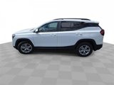 Used 2024 GMC Terrain SLE w/ Driver Convenience Package image 5