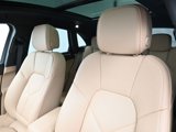 Certified 2025 Porsche Macan image 5