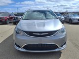 Used 2018 Chrysler Pacifica Touring-L Plus image 2