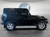 Used 2015 Jeep Wrangler Sahara image 2