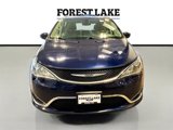 Used 2019 Chrysler Pacifica Touring-L image 2