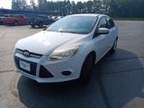 Used 2014 Ford Focus SE w/ SE Winter Package image 4