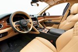 Used 2023 Bentley Bentayga image 2