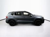 Used 2022 Volkswagen Taos SE image 4
