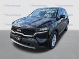 Used 2023 Kia Sorento LX image 3