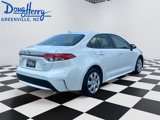 Used 2022 Toyota Corolla LE image 5
