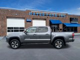 Used 2019 Toyota Tacoma TRD Sport image 2