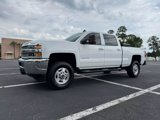 Used 2019 Chevrolet Silverado 2500 LT image 2