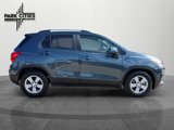 Used 2021 Chevrolet Trax LT w/ LT Convenience Package image 2